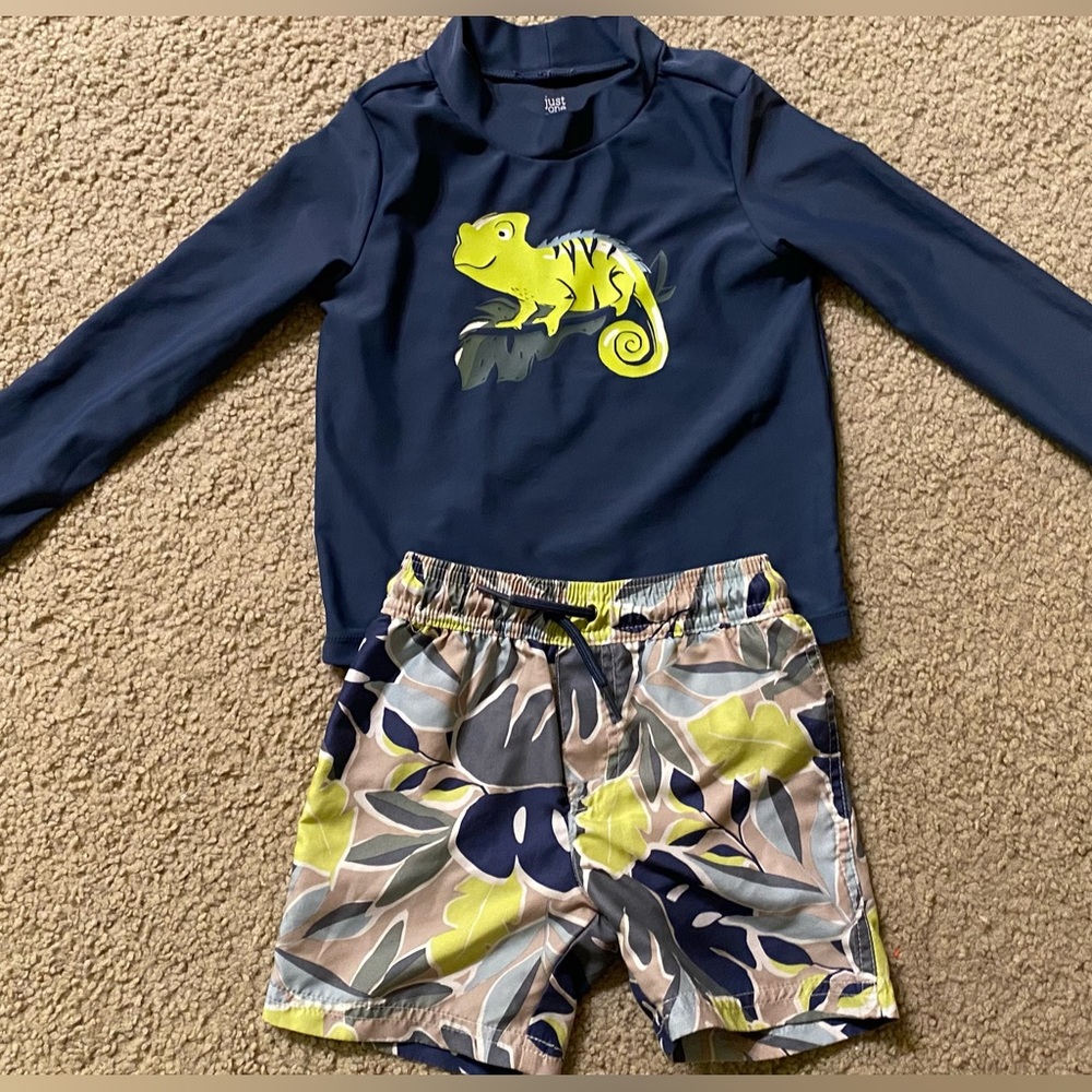 Boys swimming trunks CARTER’S